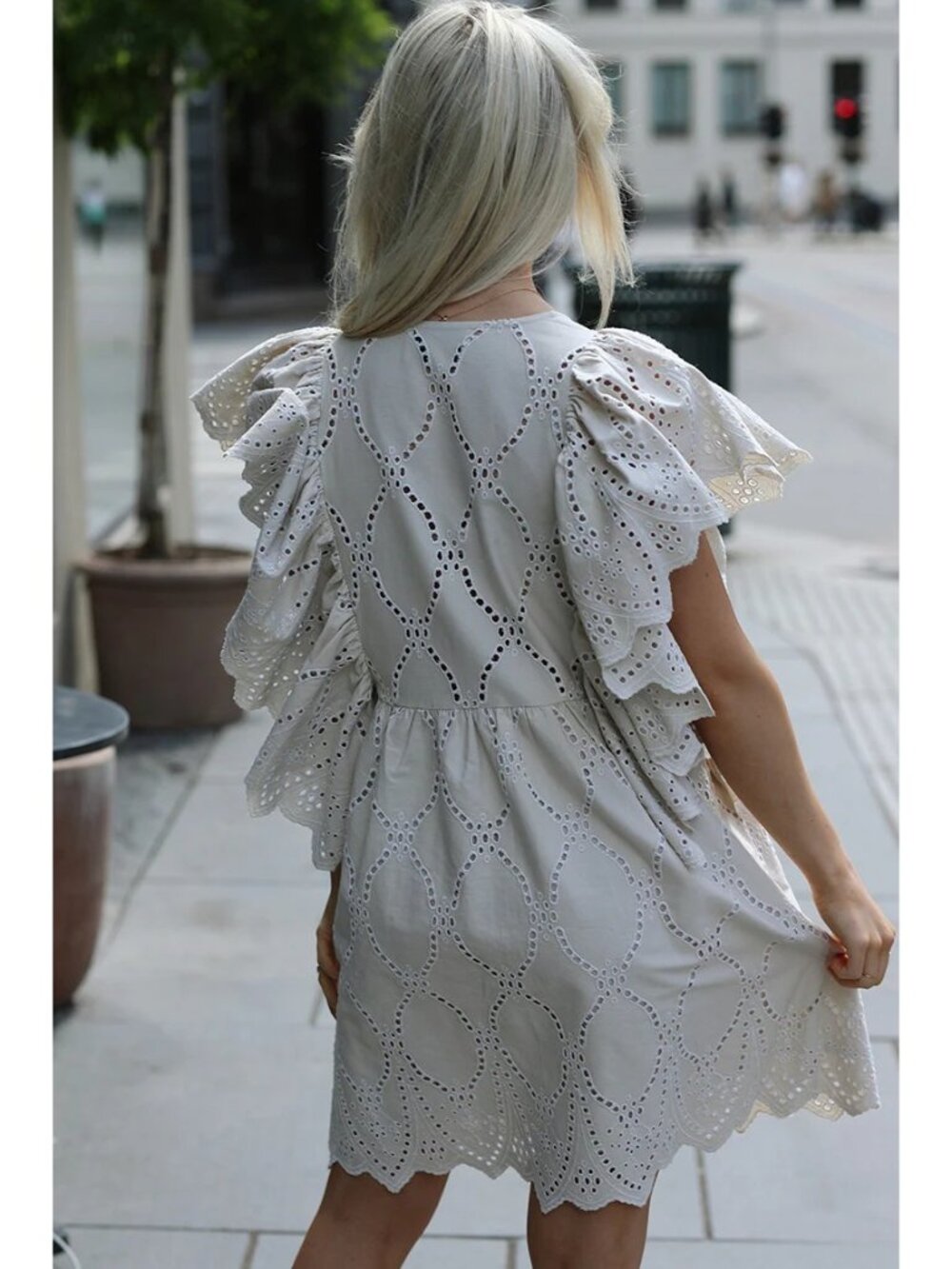 🆕MUNTHE Hico Eyelet Lace Dress Off White US 10, EU 40 - Picture 3 of 13